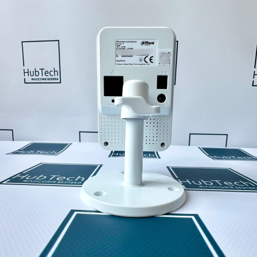 4 МП IP видеокамера с микрофоном и Wi-Fi и POE Dahua DH-C4K-P