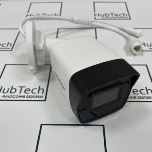 2 МП IP EXIR відеокамера з мікрофоном Hikvision DS-2CD1023G2-IUF (4мм)