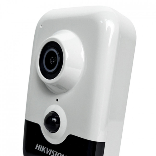 4 МП IP видеокамера с микрофоном Hikvision DS-2CD2441G0-I (2.8мм)