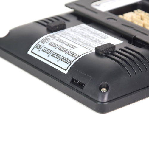 Комплект видеодомофона BCOM BD-770FHD Black Kit: видеодомофон 7" и видеопанель